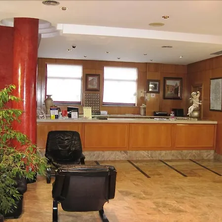 Hotel Helmántico Villares de la Reina