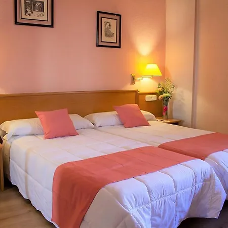 Hotel Helmántico Villares de la Reina