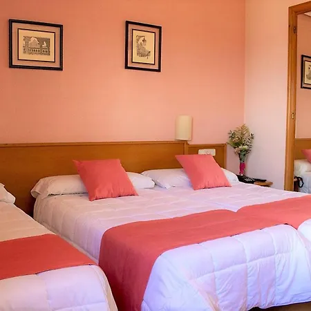 Helmántico 3* Villares de la Reina