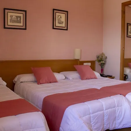 Helmántico Hotel Villares de la Reina
