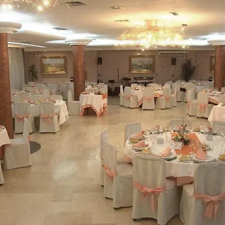 Helmántico Hotel Villares de la Reina