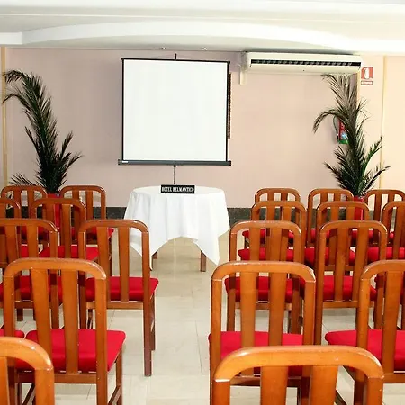 Helmántico Hotel Villares de la Reina